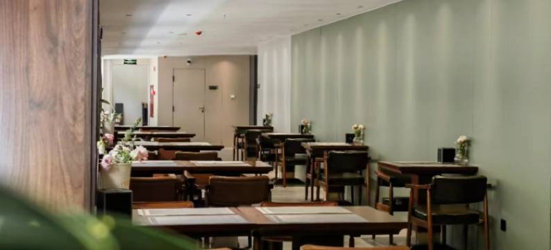 康定溜溜城情歌广场玉景雪莲酒店图片