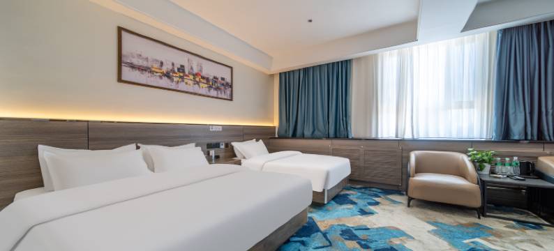 伊宁天鼎大酒店(六星街店)图片