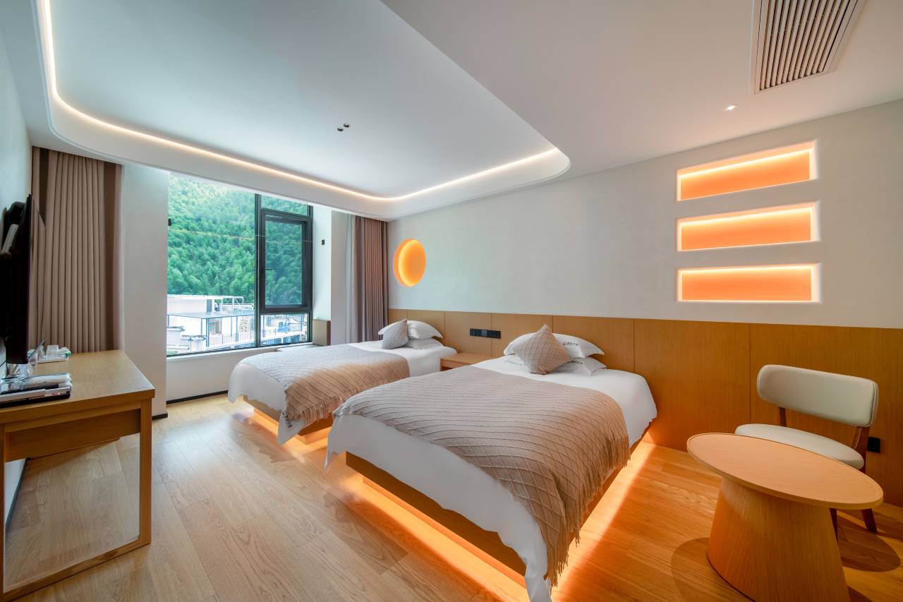 墨韵·华庭History  徽派180°观景设计师轻奢艺术度假艺宿图片