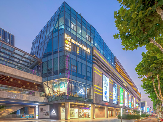 瓦舍新中式酒店(苏州火车站平江万达店)