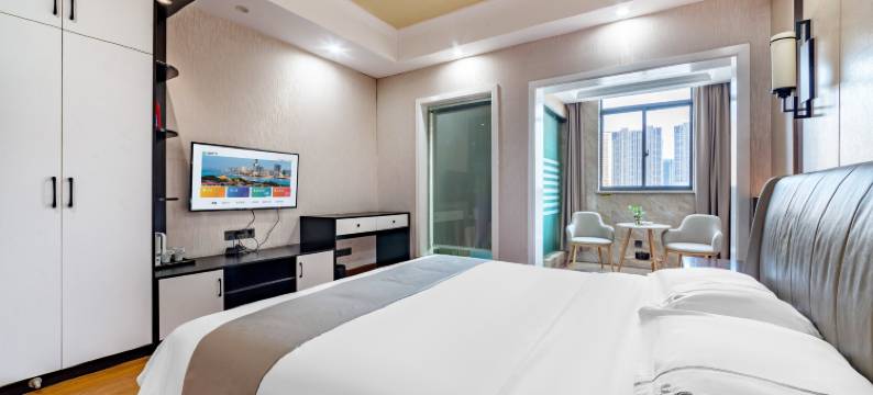 长沙逸盛主题酒店(中南大学阳光地铁站店)图片