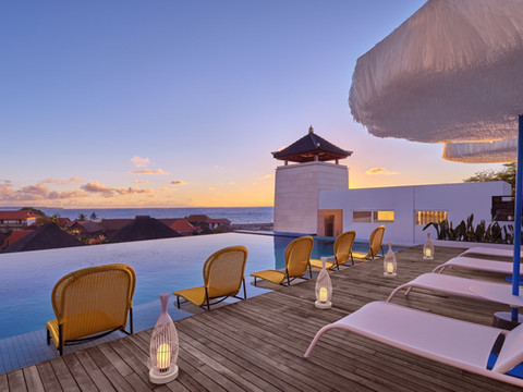 巴厘岛水明漾雅乐轩酒店