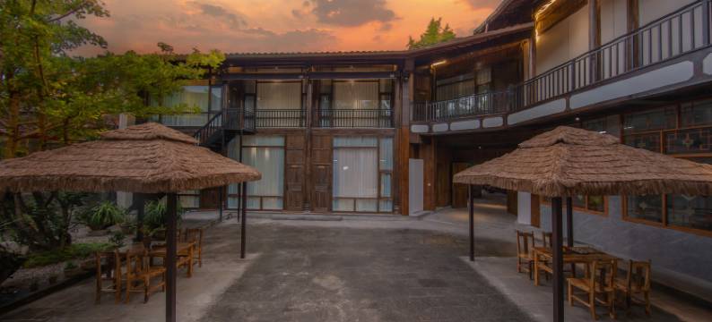 银杏村秋尚涵院图片