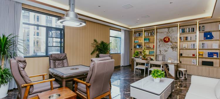 美季酒店(湖北经济学院店)图片