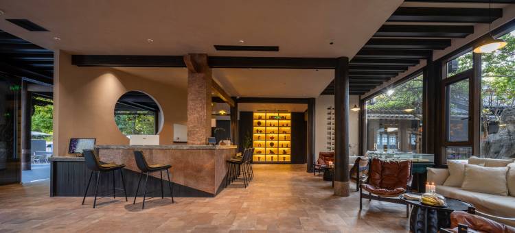 曼辰 Mansion 侘寂美学 · 花园度假酒店 (丽江古城南门木府店)图片