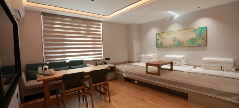 克什克腾旗经棚镇至云雀拾光酒店图片