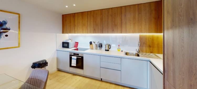 查尔斯·霍普斯坦斯市中心(Charles Hope Staines Centre)图片