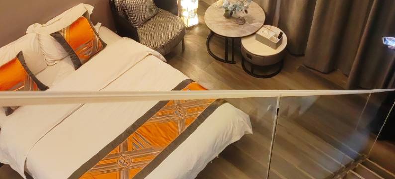 原风私人定制民宿(重庆解放碑洪崖洞店)图片