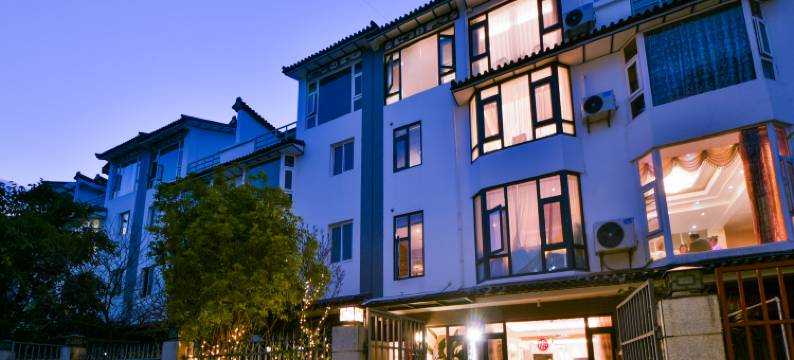 鹿鸣坊•IDEAL.HOME｜晚汀枕山•轻奢度假美宿(三月街店)图片