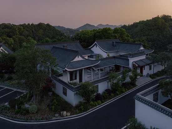 鹿鸣谷度假区修河汤院