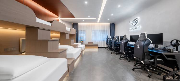 艾特摩高电竞酒店(新城市广场龙江地铁站店)图片