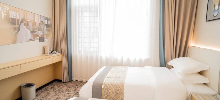 云铮酒店(桐梓高铁东站店)图片