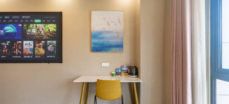 漫鹿Ins设计酒店(新乡金穗大道宝龙广场店)图片