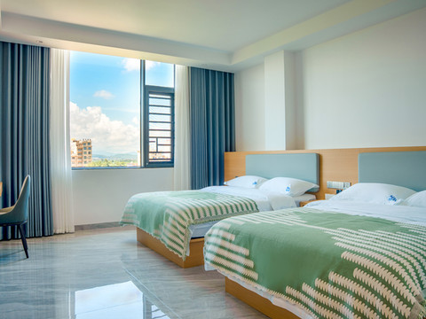 东兴市万尾浪屿集酒店(万尾金滩店)