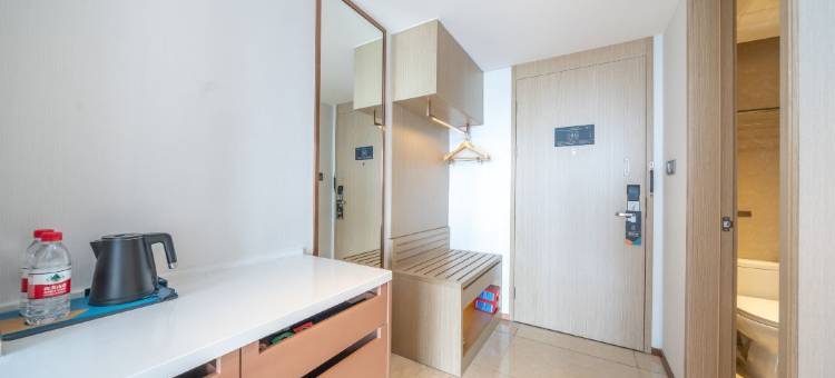 G次元电竞酒店(绍兴东站万和城店)图片