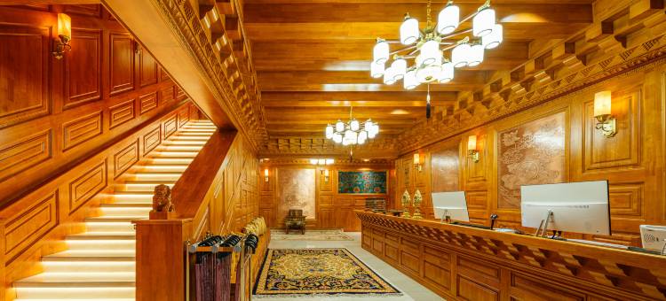 花筑·唐拉颇章·悬崖藏地民宿(牟尼沟风景区店)图片