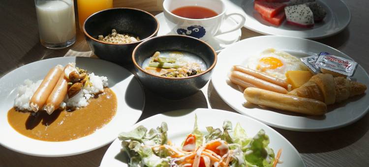 特瓦通罗可可尔酒店(Kokotel Bangkok Dheva Thonglor)图片