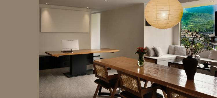 未见·山隅全景美宿(西江千户苗寨景区店)图片