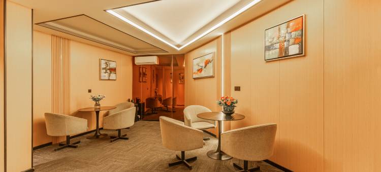 栖哈酒店(武汉循礼门地铁站江汉路步行街店)图片