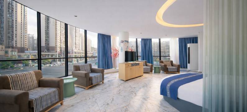 布洛陀·布依文化主题酒店(罗甸明珠中央广场店)图片