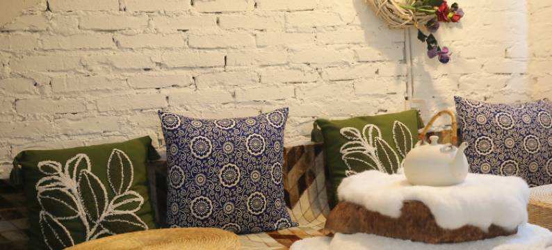 元阳多依树云上小院客栈图片