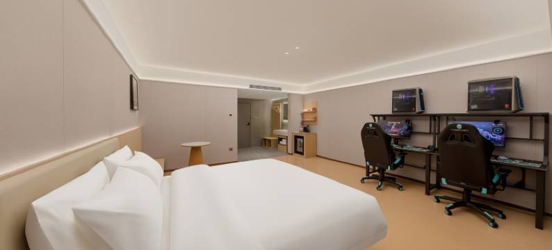 雷神电竞酒店(临沂河东国际会展中心店)图片