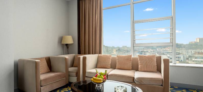 龙凤大酒店(肇庆四会龙城玉博城店)图片