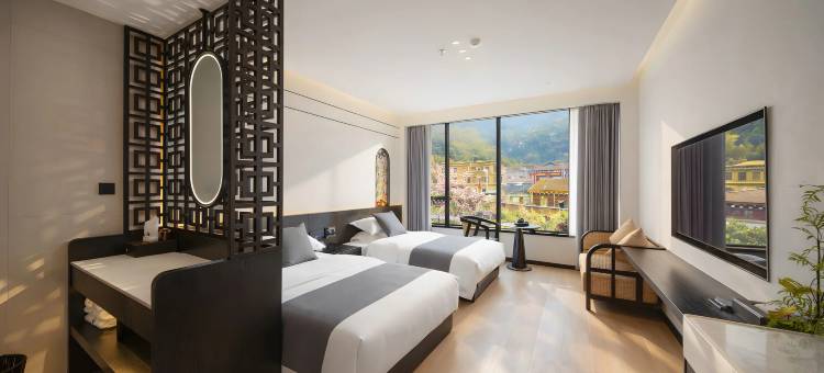 炉霍博达拉大酒店图片