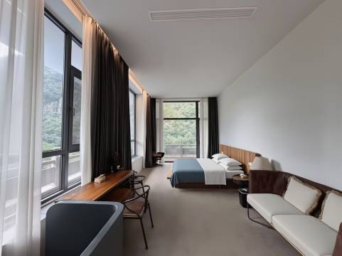 百了一宿石宿(新乡南太行八里沟店)