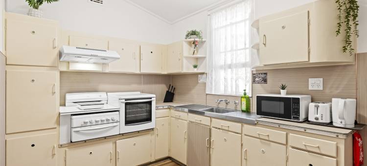 舒适客房｜静谧街道｜近商店与交通(Comfortable Rooms – Quiet Street, Near Shops & Transport)图片