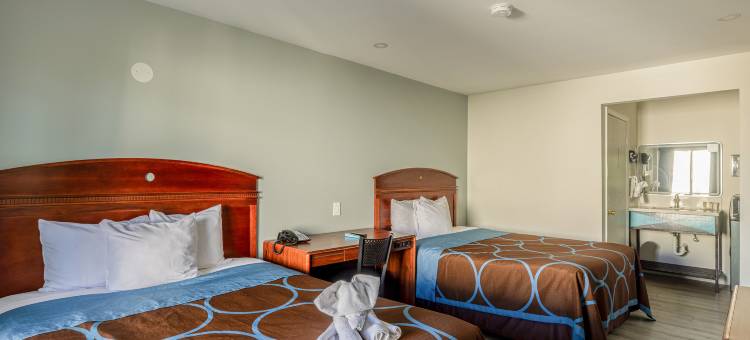 Townhouse Barstow On Historic Route 66 CA  I 15图片