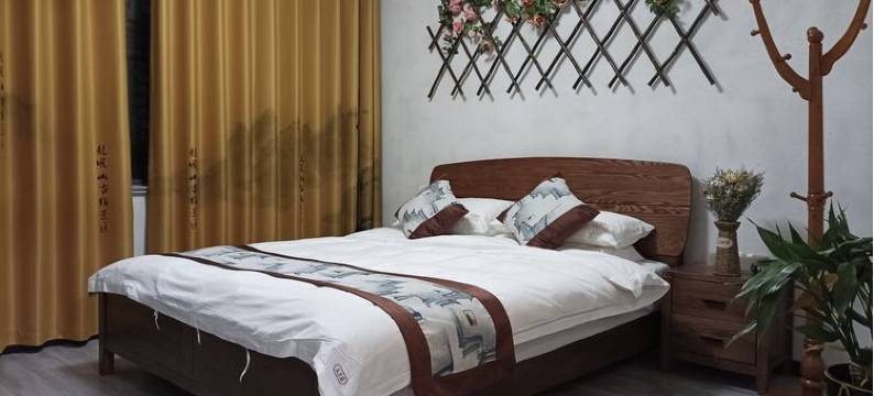 玉兰园民宿(伊川龙凤山景区店)图片