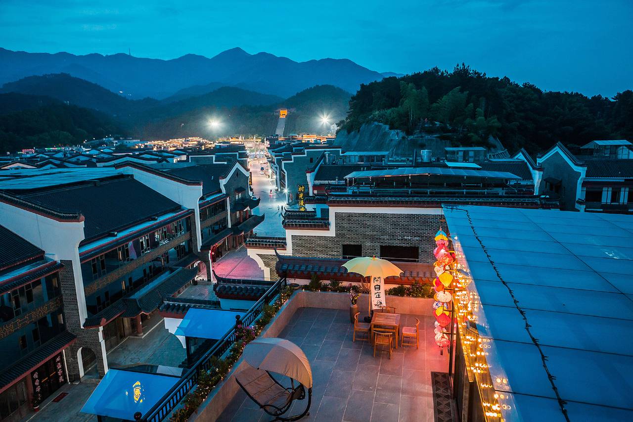 衡阳卿云筑观景酒店(南岳衡山风景区南岳大庙景区店)图片