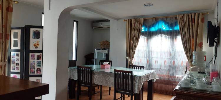 潘多克塞鲁尼旅馆(Pondok Seruni Kemanggisan Jakarta)图片