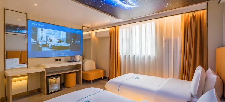 德全奢品酒店(朝阳高铁站十里堡地铁站店)图片