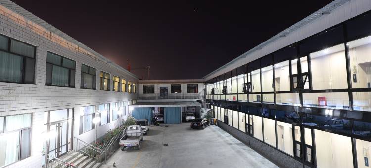 阳曲鑫丰田商务酒店图片