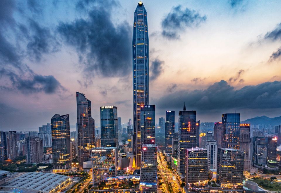 朗华影音·高空云端城景｜City·View逸居（深圳福田会展中心店）外景图