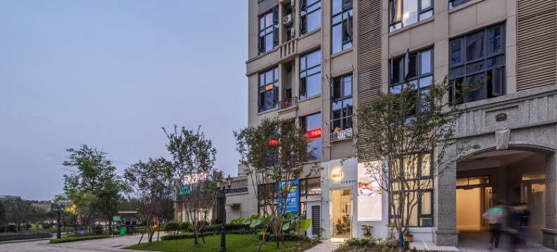 初升轻奢酒店(恒大未来城店)图片