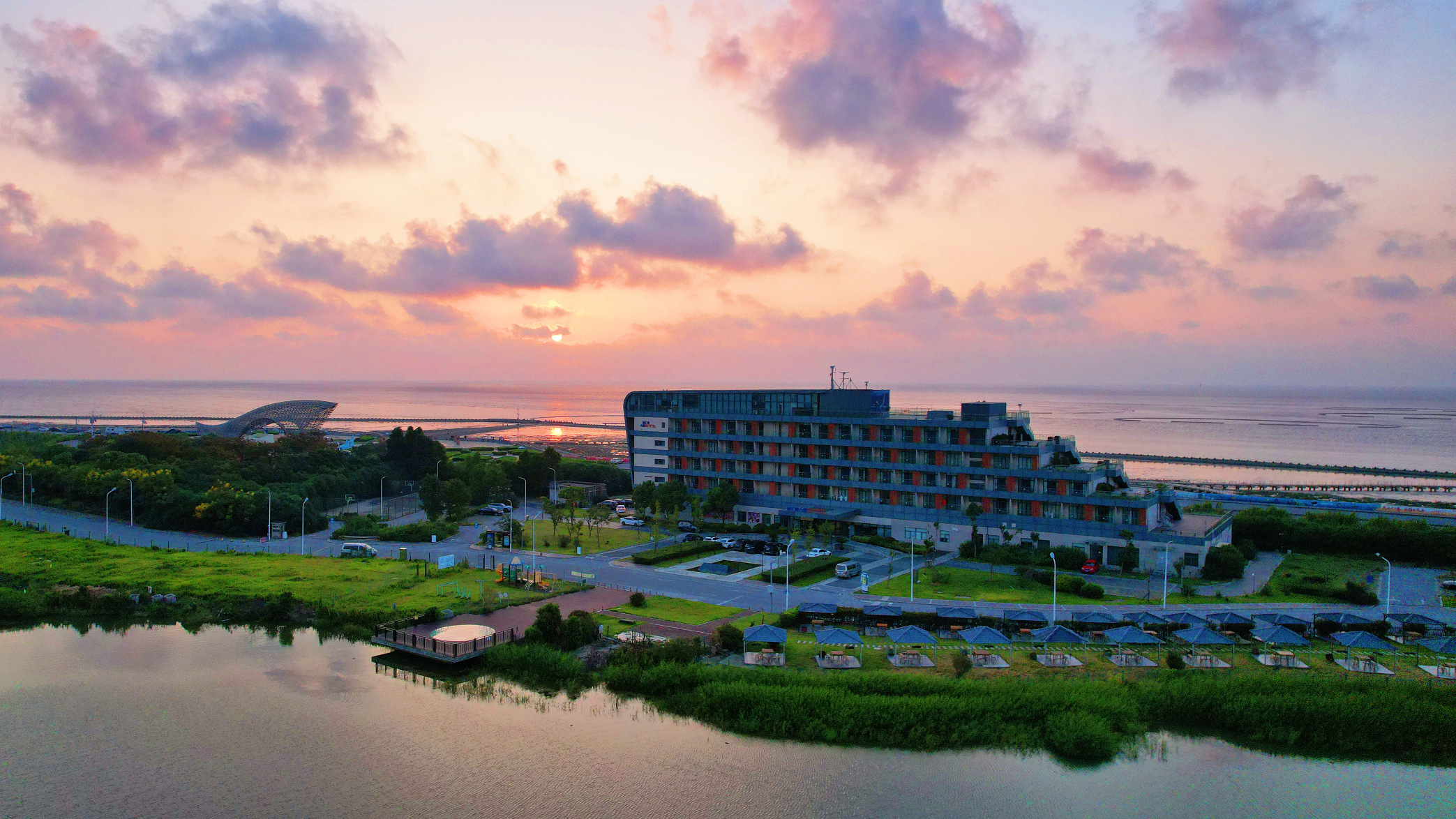 Nanhuizui Dadi Hotel Over view