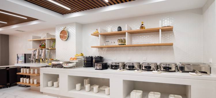 逸居酒店(沈阳铁西家具城兴华公园地铁站店)图片