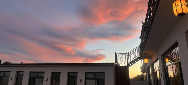 东隐乡居·美宿(敕勒川草原店)图片