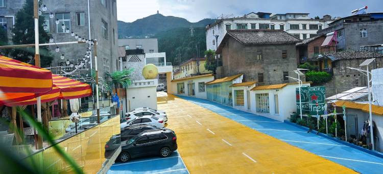 蓝波湾电竞民宿图片