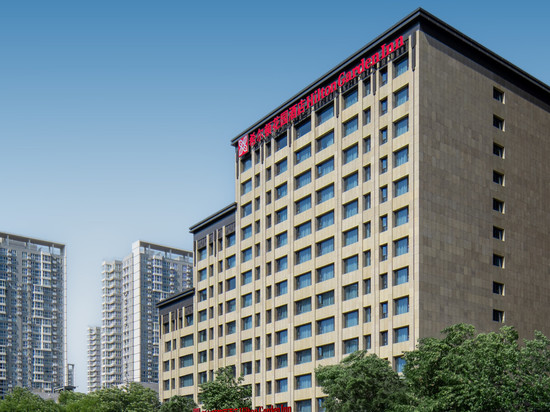 北京西站希尔顿花园酒店