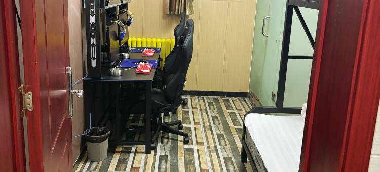 双路电竞酒店(北京双井地铁站店)图片