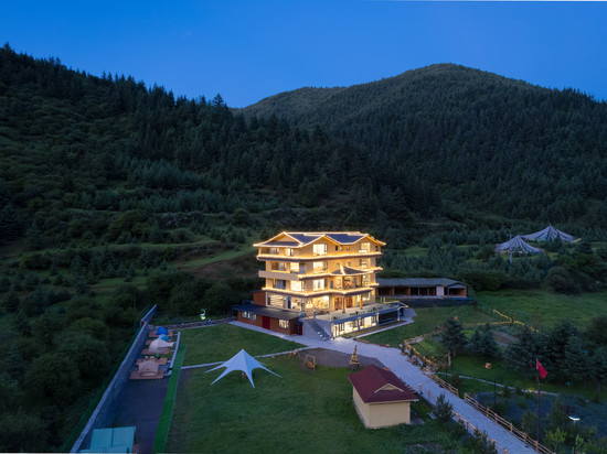 松潘鹿野茑屋民宿(牟尼沟风景区店)