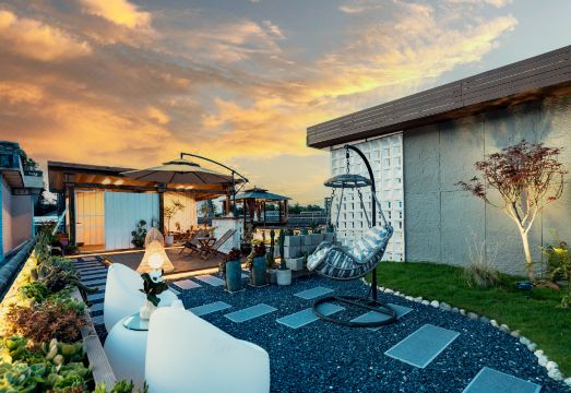 Yunbo Light Luxury Homestay (Dali Ancient City South Gate Branch) Hotel Overview