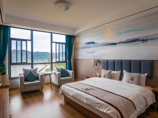 安康鱼舍里民宿