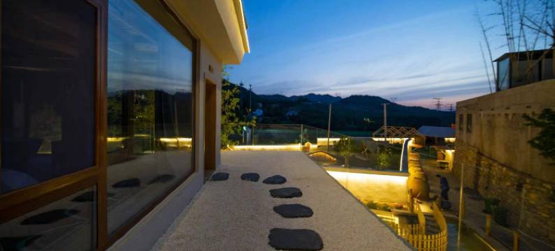 向云端南山小院图片