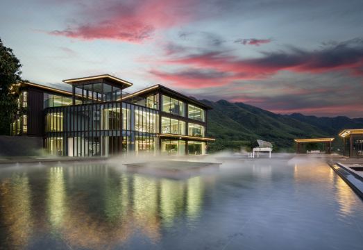 云之端·汀悦无边泳池度假美墅外景图