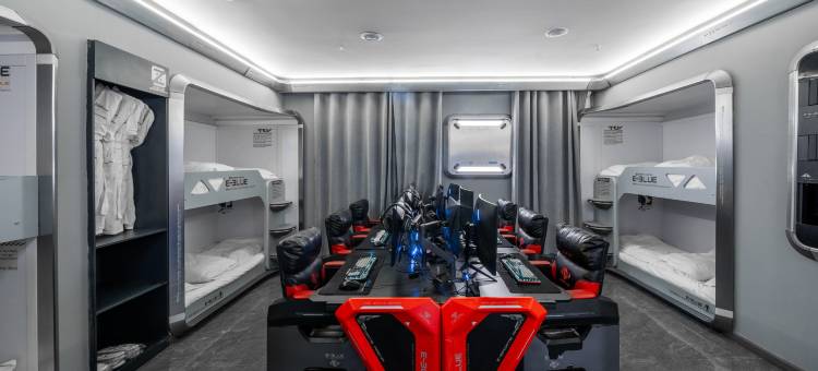 宜博电竞酒店(昌都茶马广场店)图片